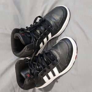 Boys size 4.5 Adidas